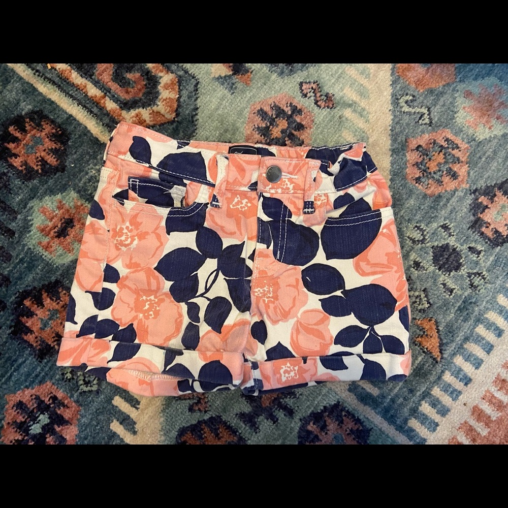 Gap Girl Shorts 6-8 Bundle
